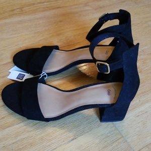 GAP Shoes - Chunky Heel Sandal *Gap* GAP Shoes - Chunky Heel Sandal *Gap*